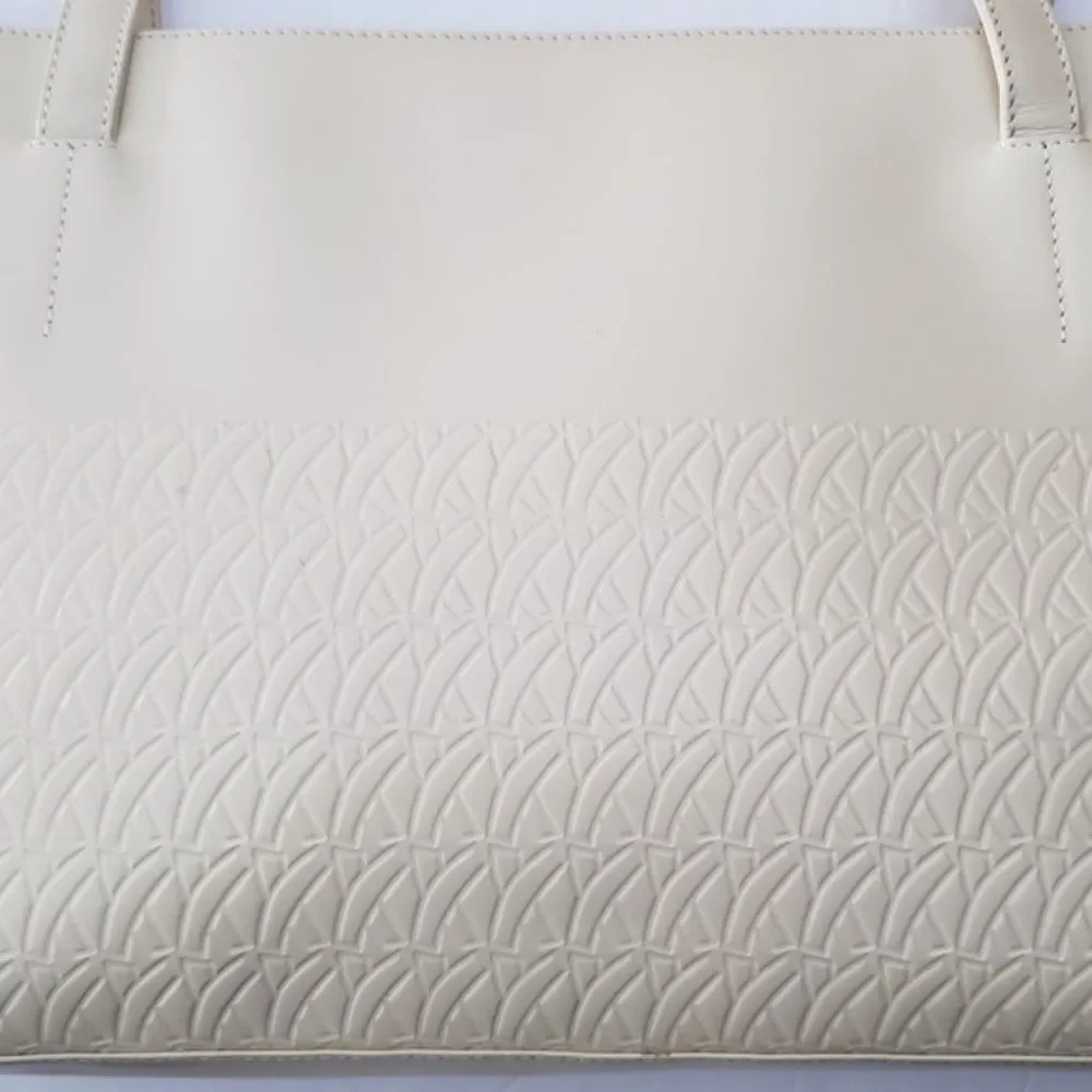 Vintage Paloma Picasso Ivory Leather Shoulder Bag